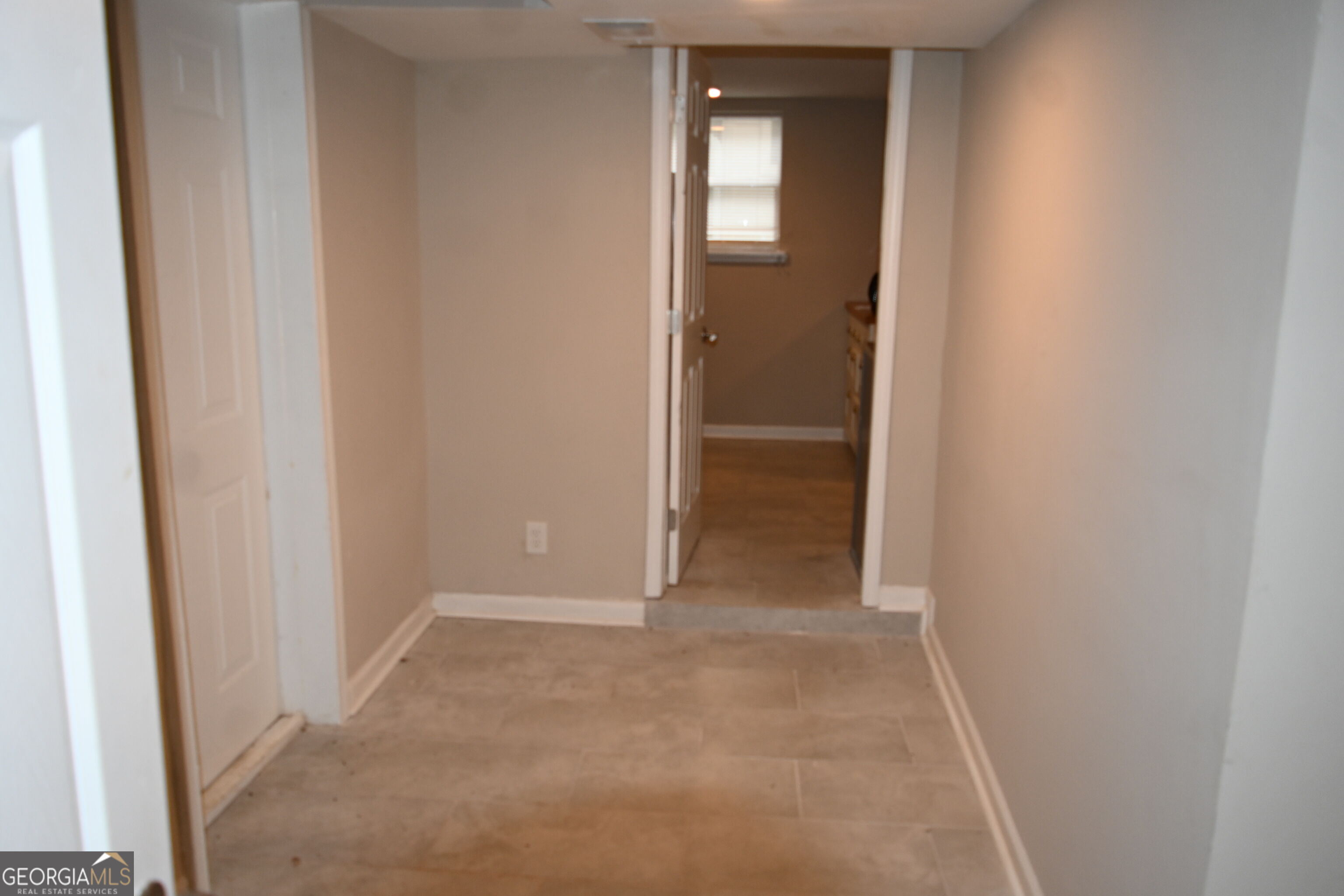 1923 Thompson Avenue # 2