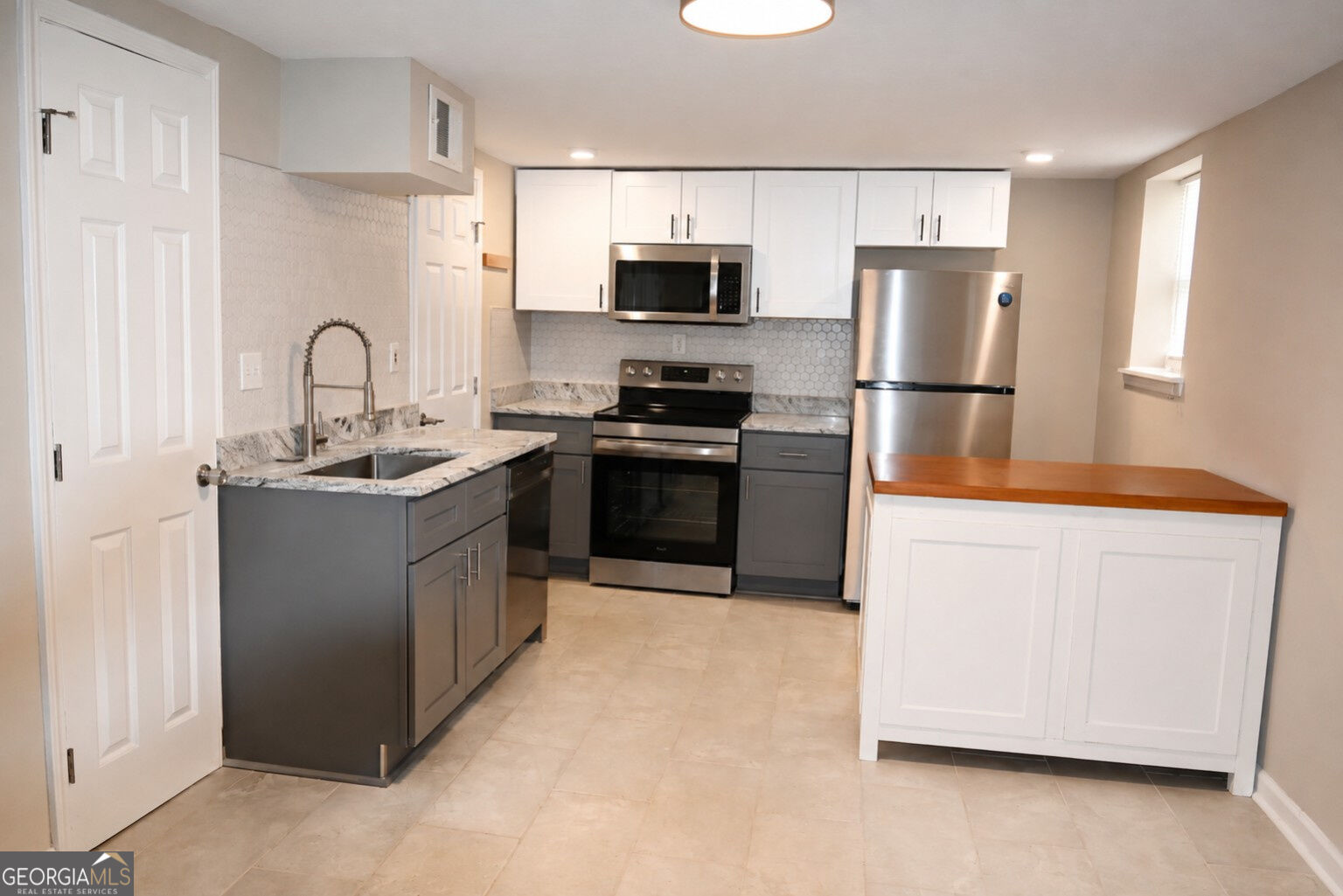 1923 Thompson Avenue # 2