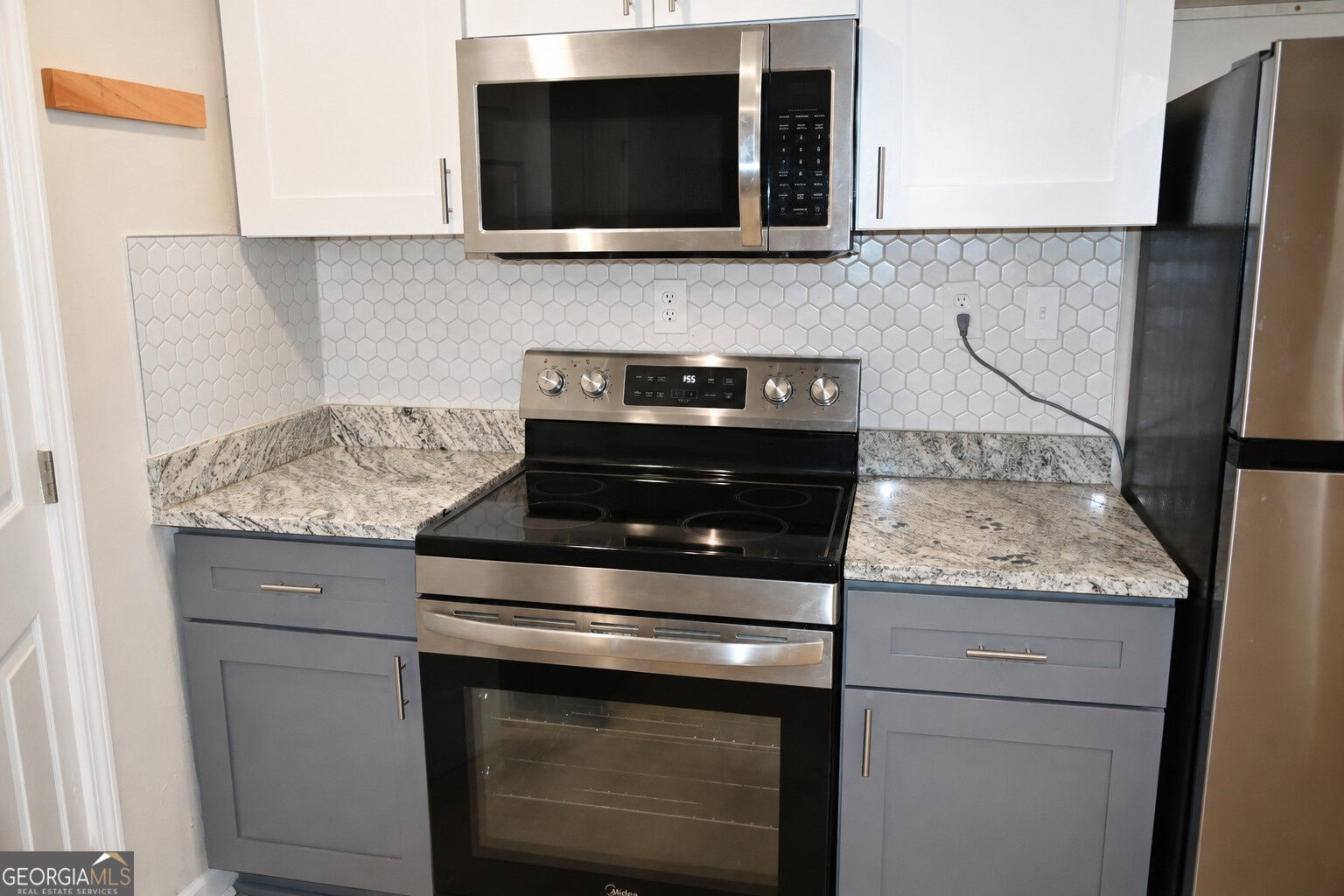 1923 Thompson Avenue # 2
