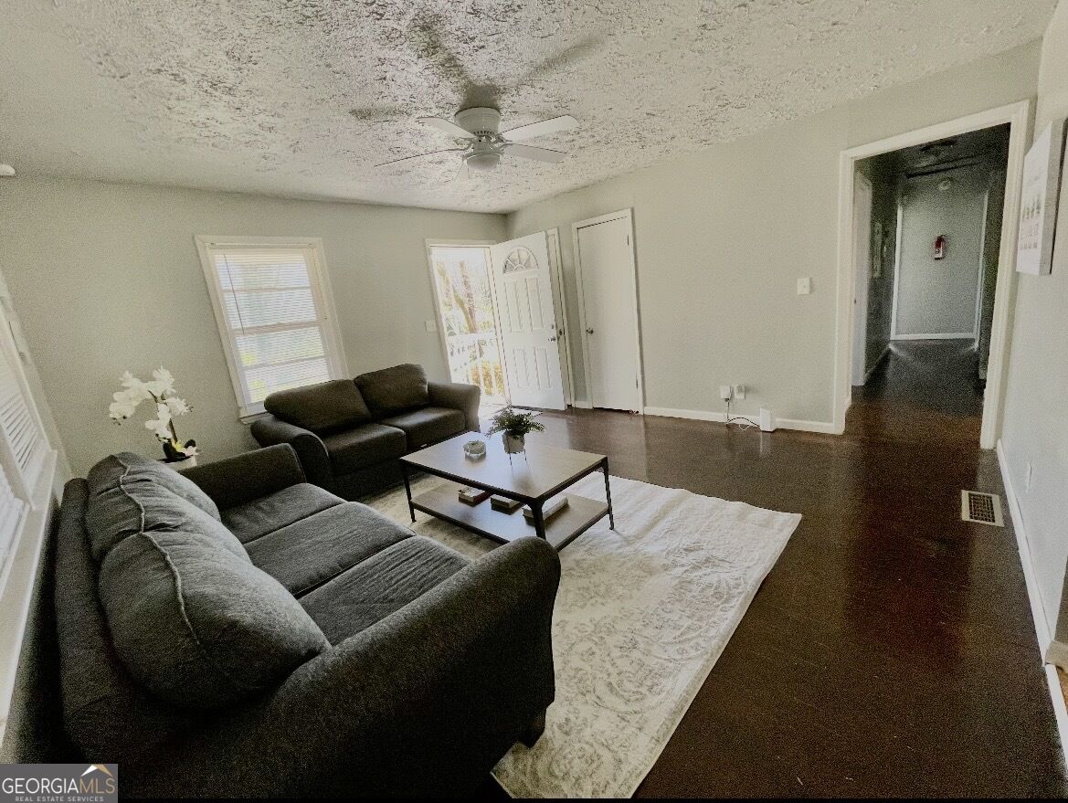 4277 Iowa Drive