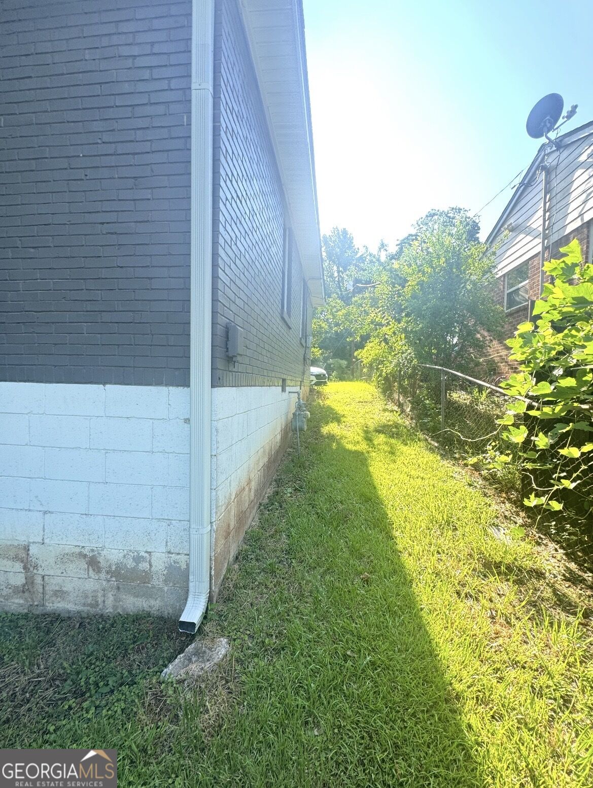 4277 Iowa Drive
