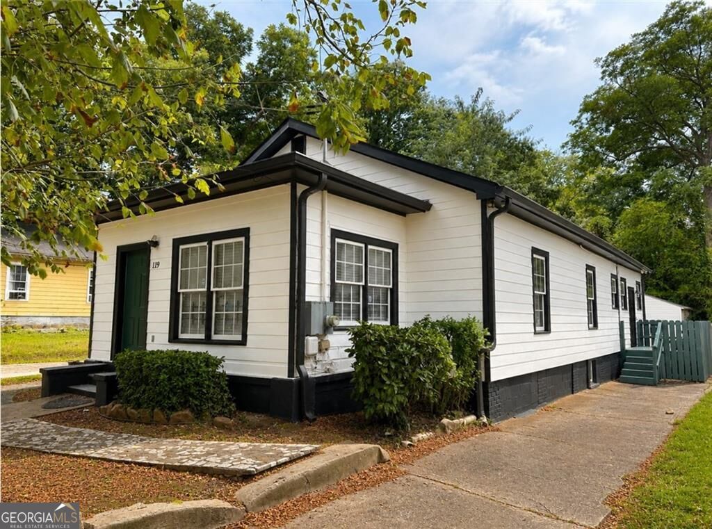 119 Ozone Street SW