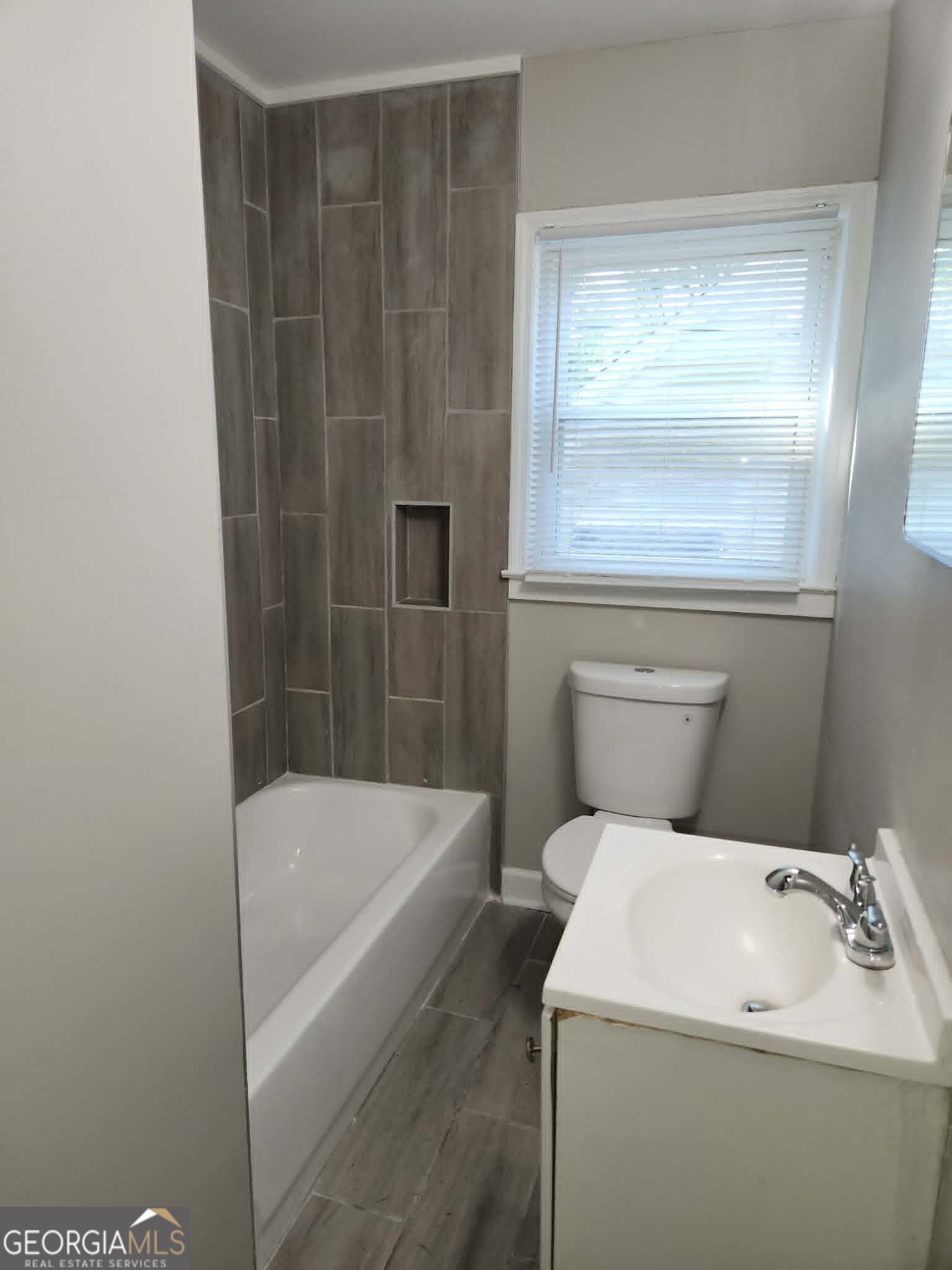 1444 Boulevard Lorraine SW