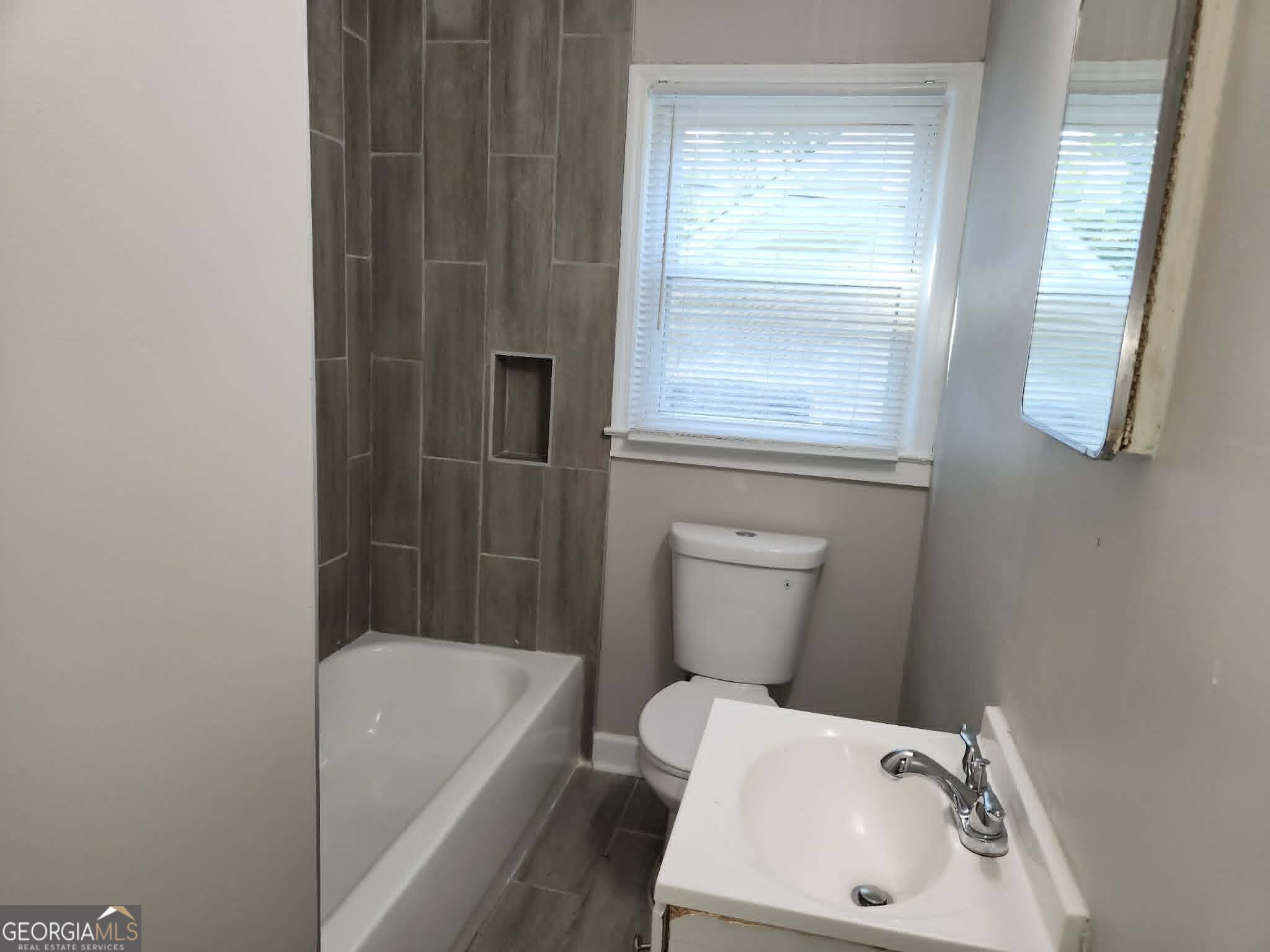 1444 Boulevard Lorraine SW