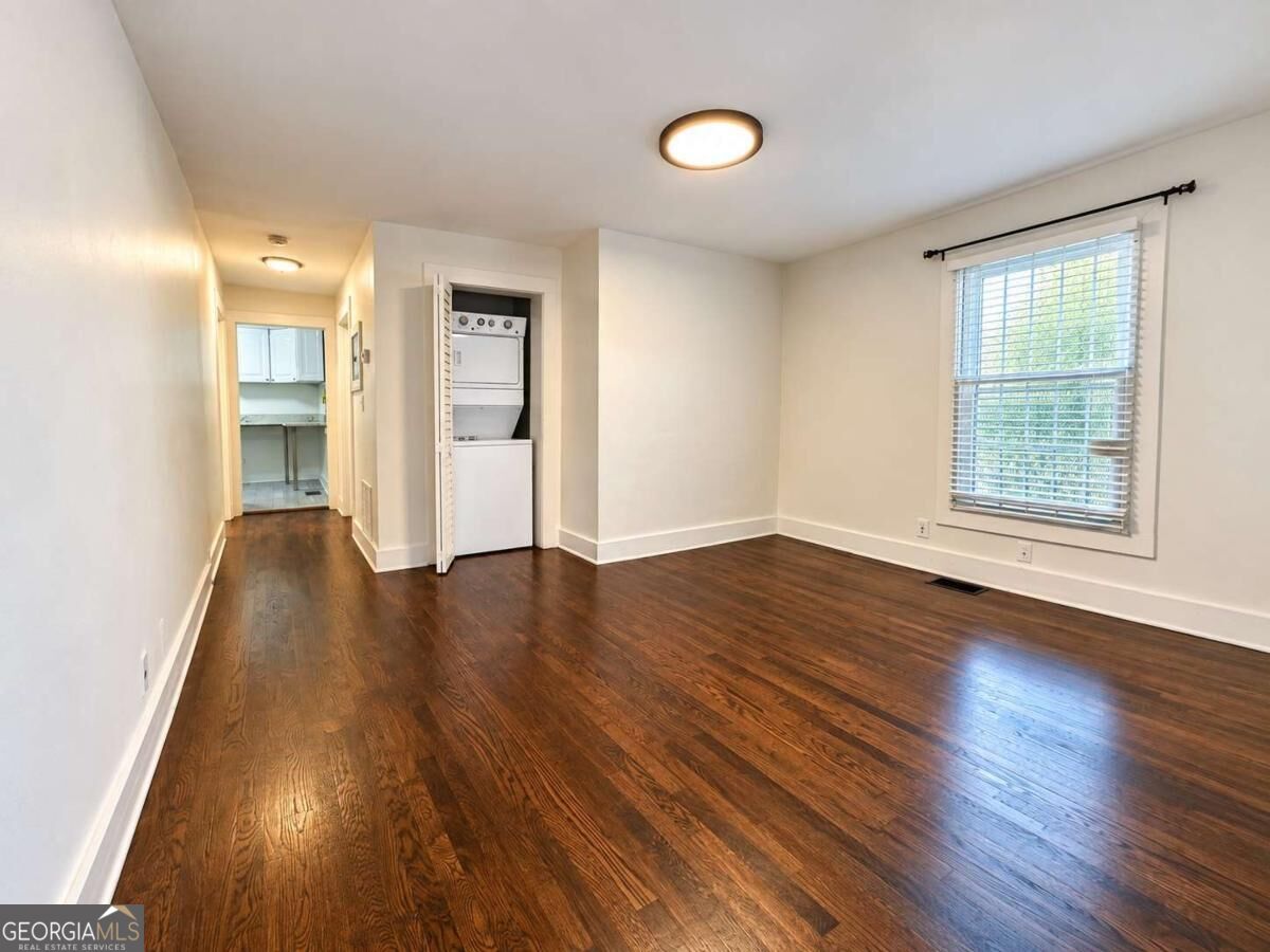 141 Walnut Street SW