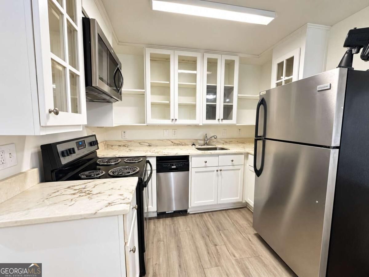 141 Walnut Street SW