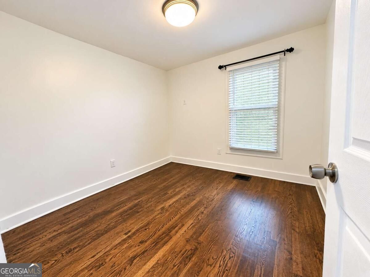 141 Walnut Street SW