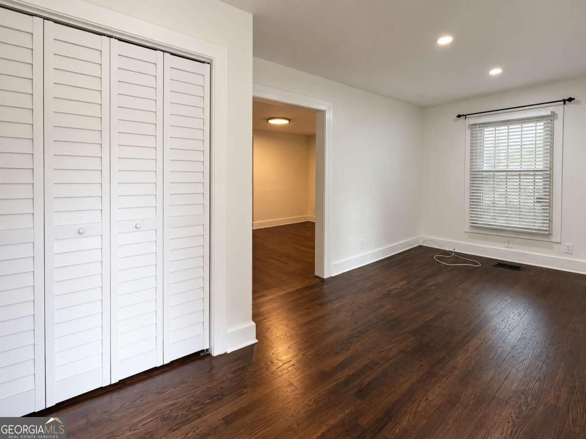141 Walnut Street SW