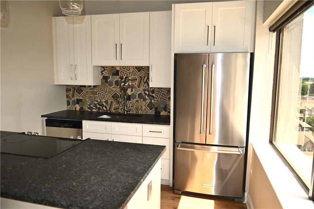 120 Ralph Mcgill Boulevard NE Unit 809