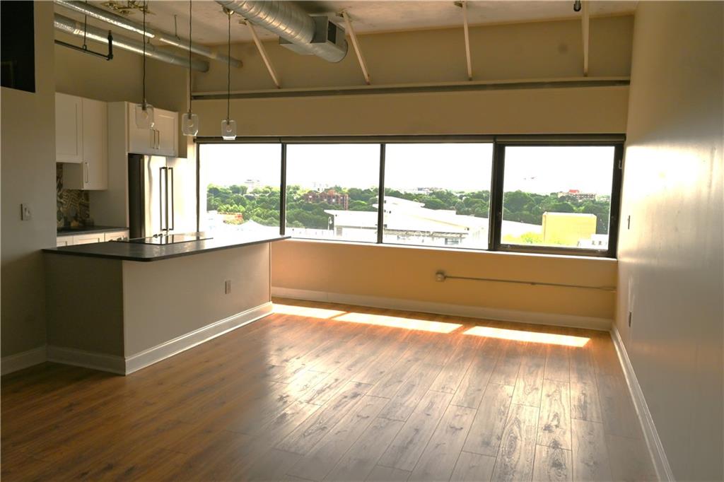 120 Ralph Mcgill Boulevard NE Unit 809