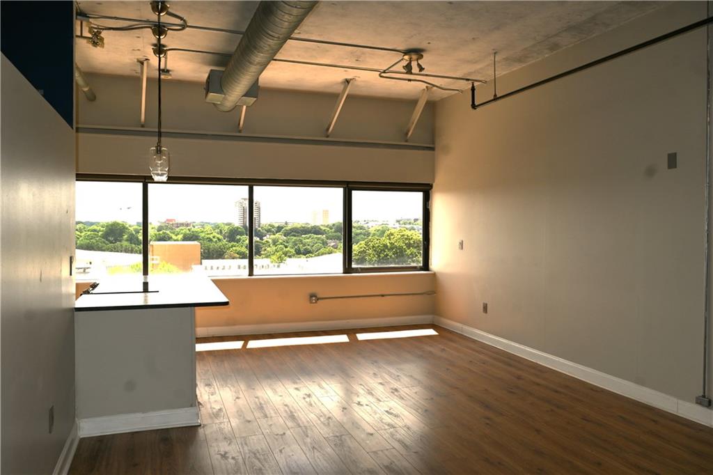 120 Ralph Mcgill Boulevard NE Unit 809
