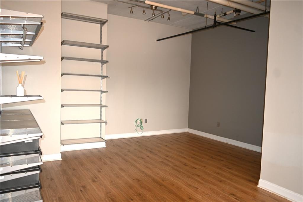 120 Ralph Mcgill Boulevard NE Unit 809