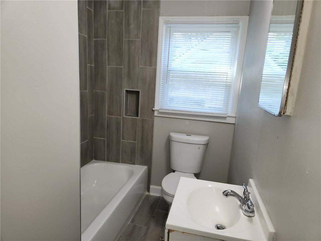 1444 Boulevard Lorraine SW