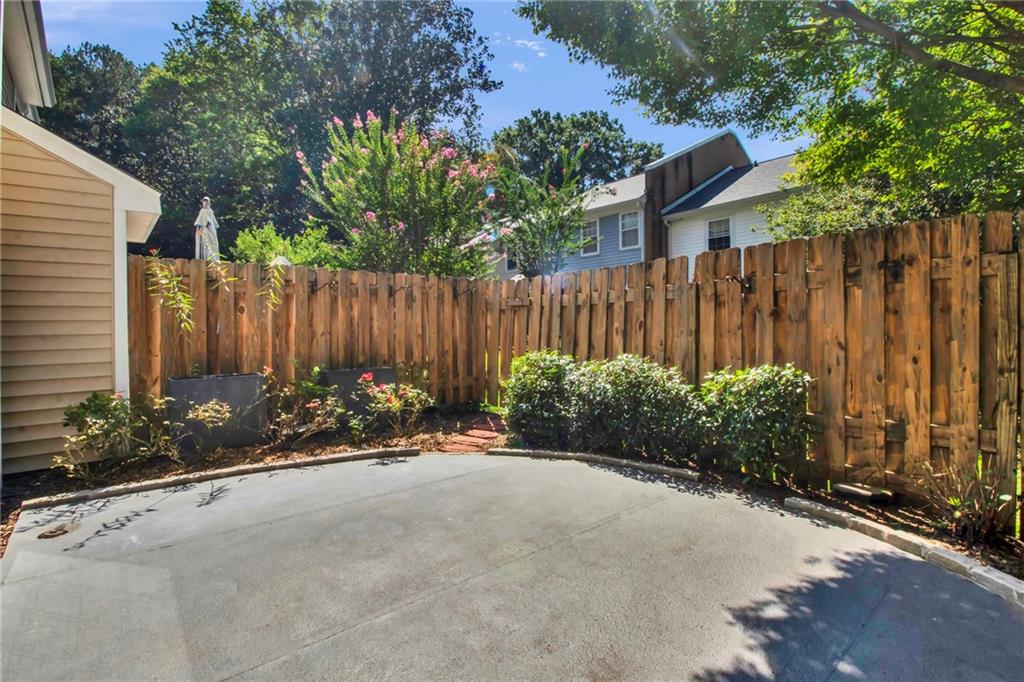 849 Heritage Square
