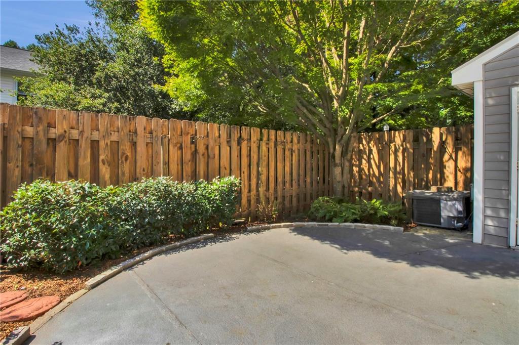 849 Heritage Square