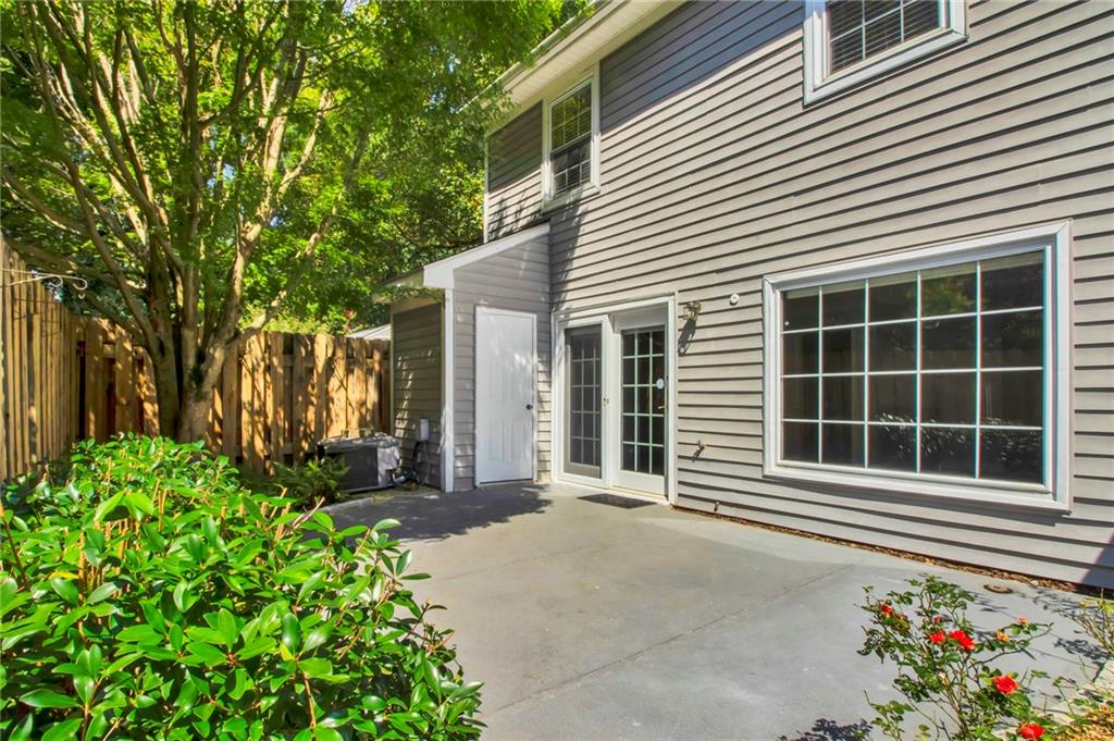 849 Heritage Square