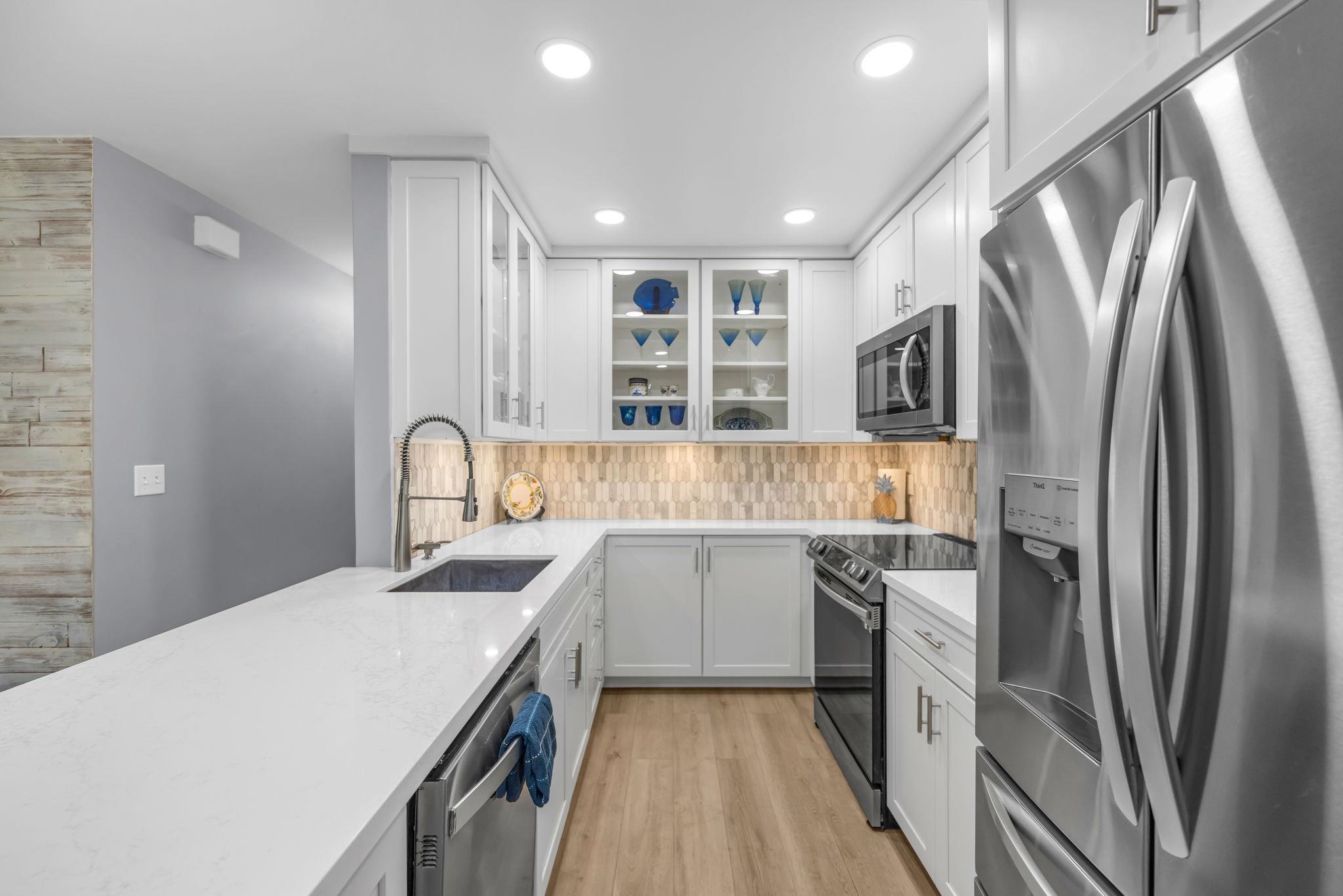140 UWAPO Rd Unit: 36-104