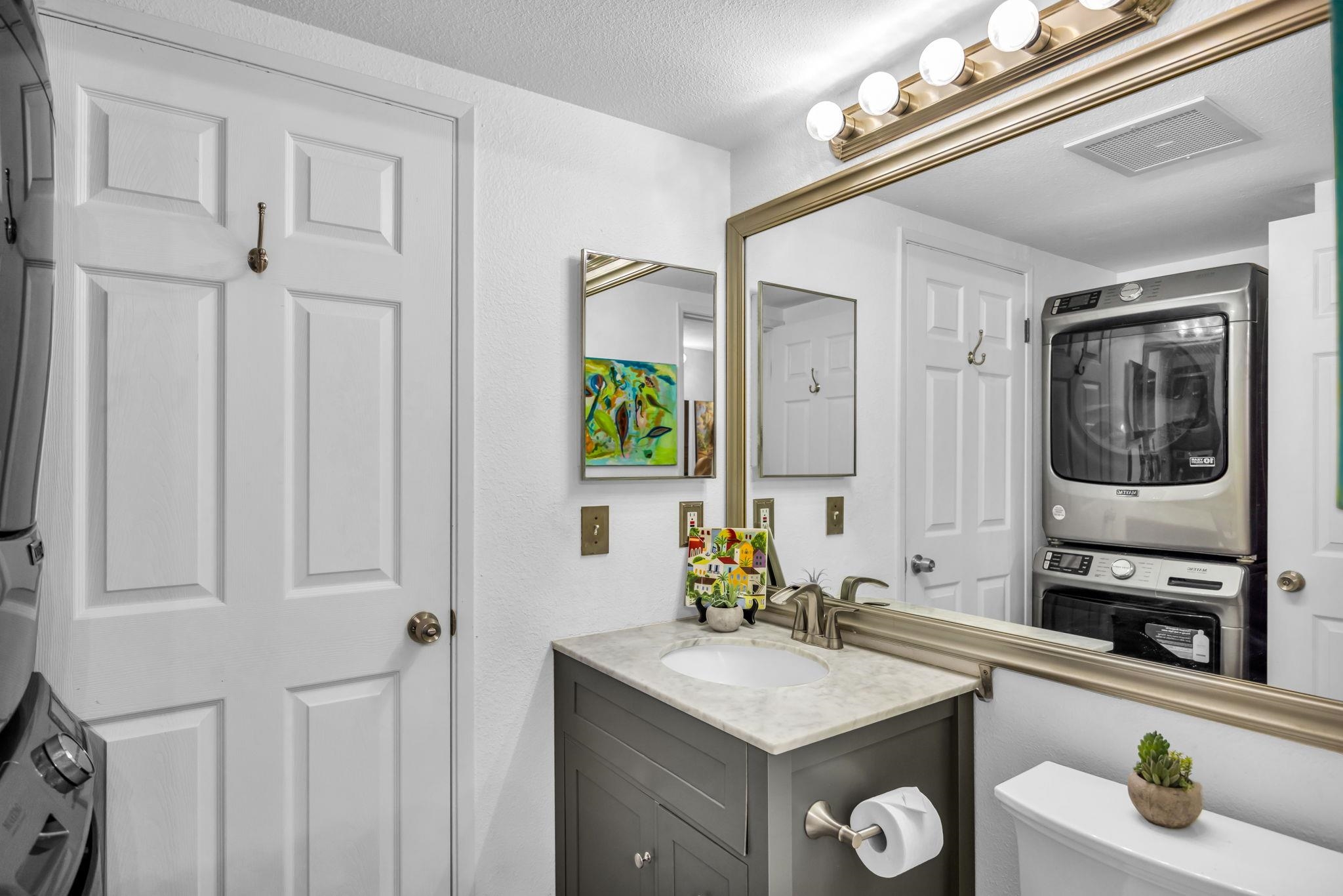 140 UWAPO Rd Unit: 36-104