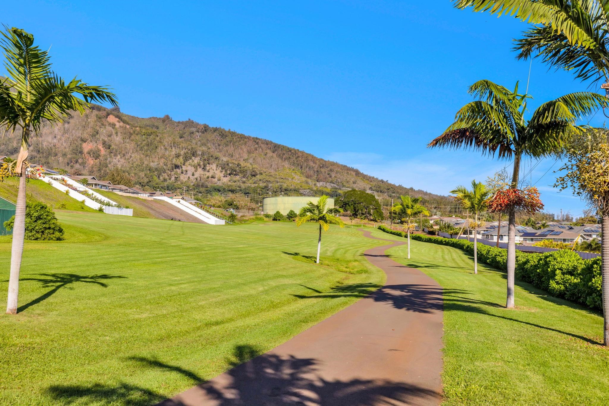 132 Hoowaiwai Loop Unit: 1605