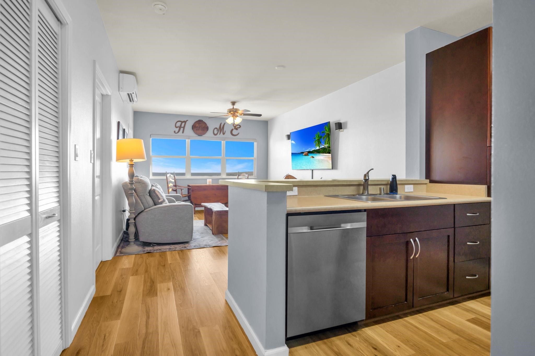 132 Hoowaiwai Loop Unit: 1605