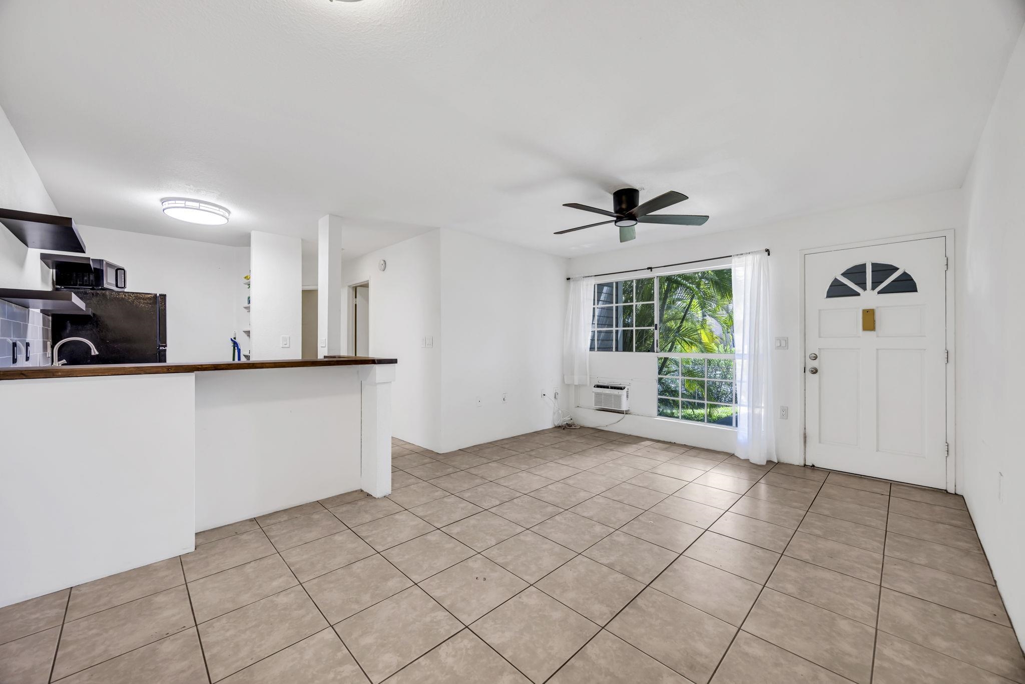 160 KEONEKAI Rd Unit: 12-106