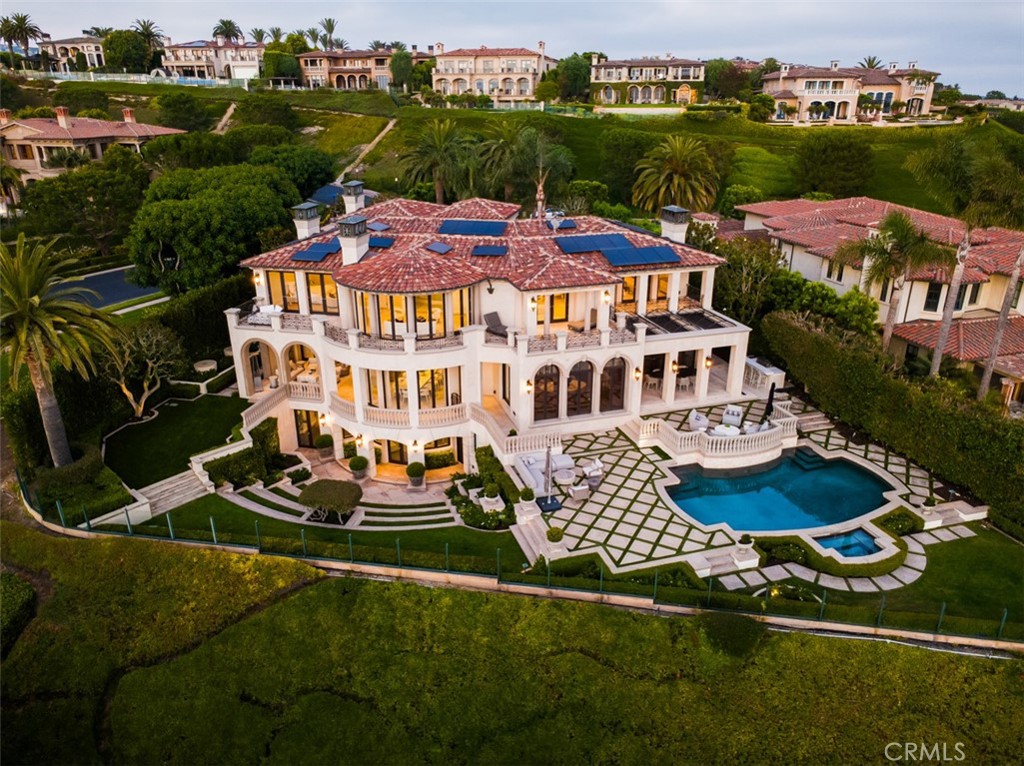 22 Pelican Crest Drive