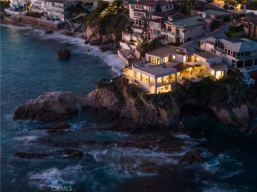 1901 Ocean Way Laguna Beach Ca Us 92651 Oc26092935