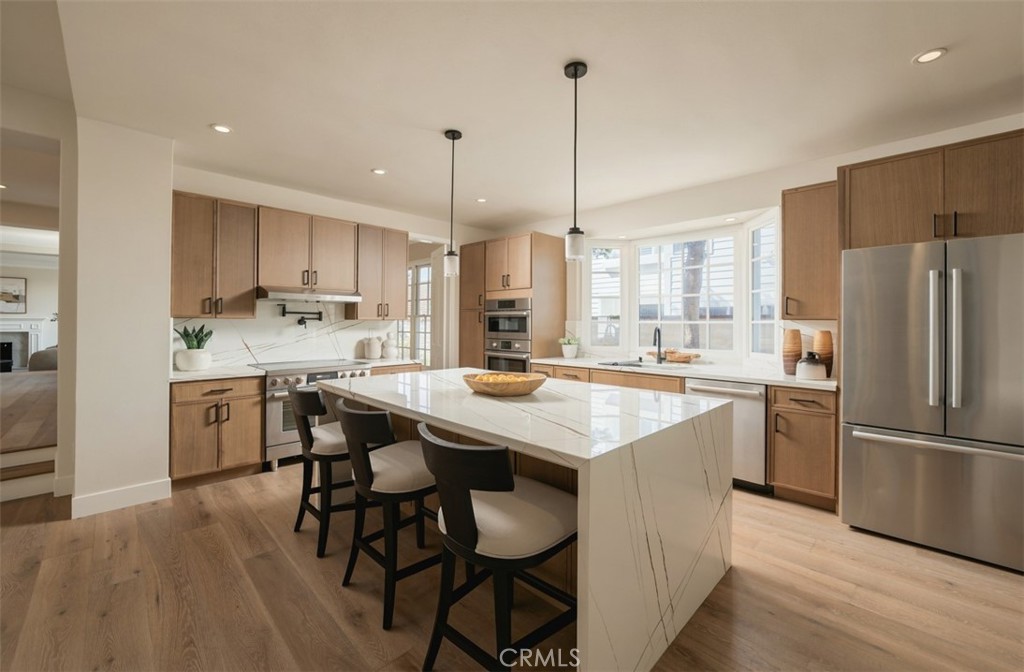 18 Hillsdale Newport Beach Ca Us 92660 Oc26188137