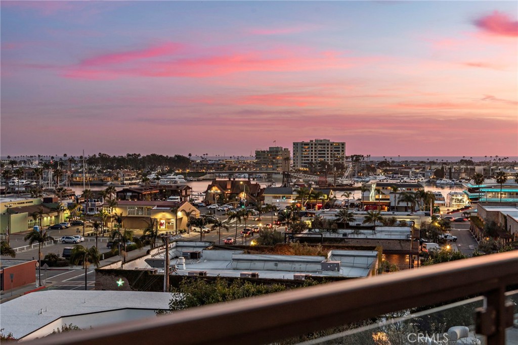 2907 Cliff Drive Newport Beach Ca Us 92663 Oc26190579
