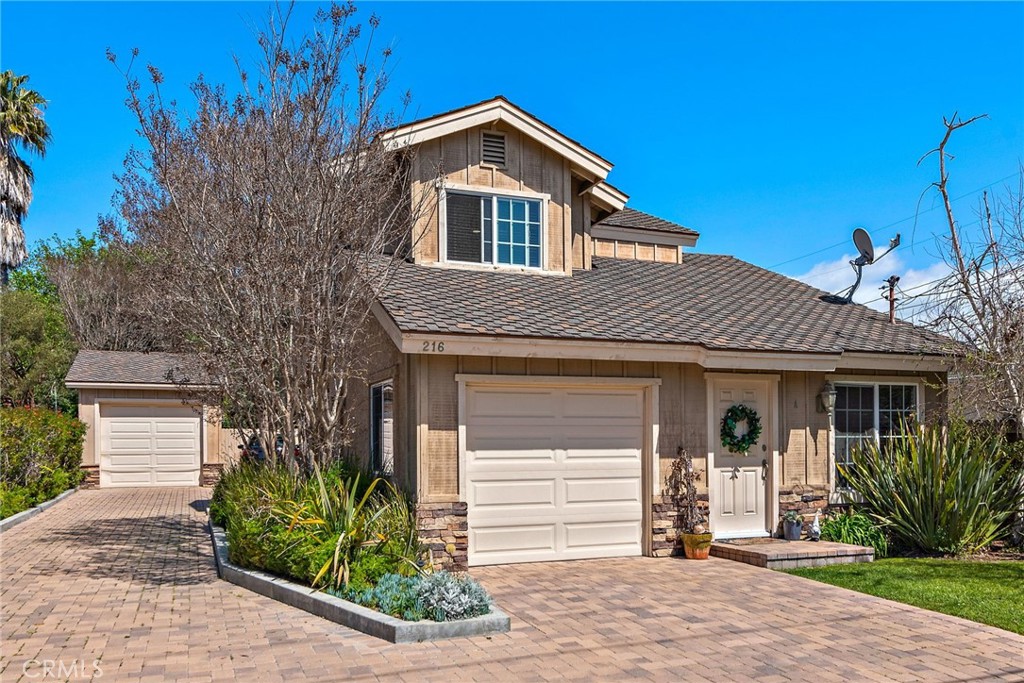 216 Monte Vista Avenue