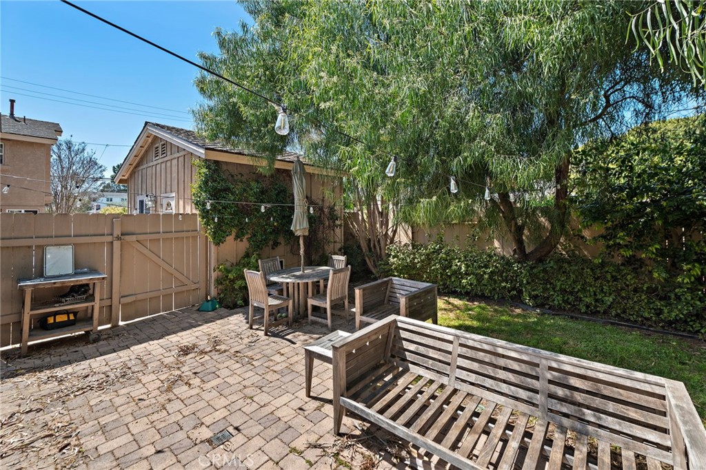 216 Monte Vista Avenue