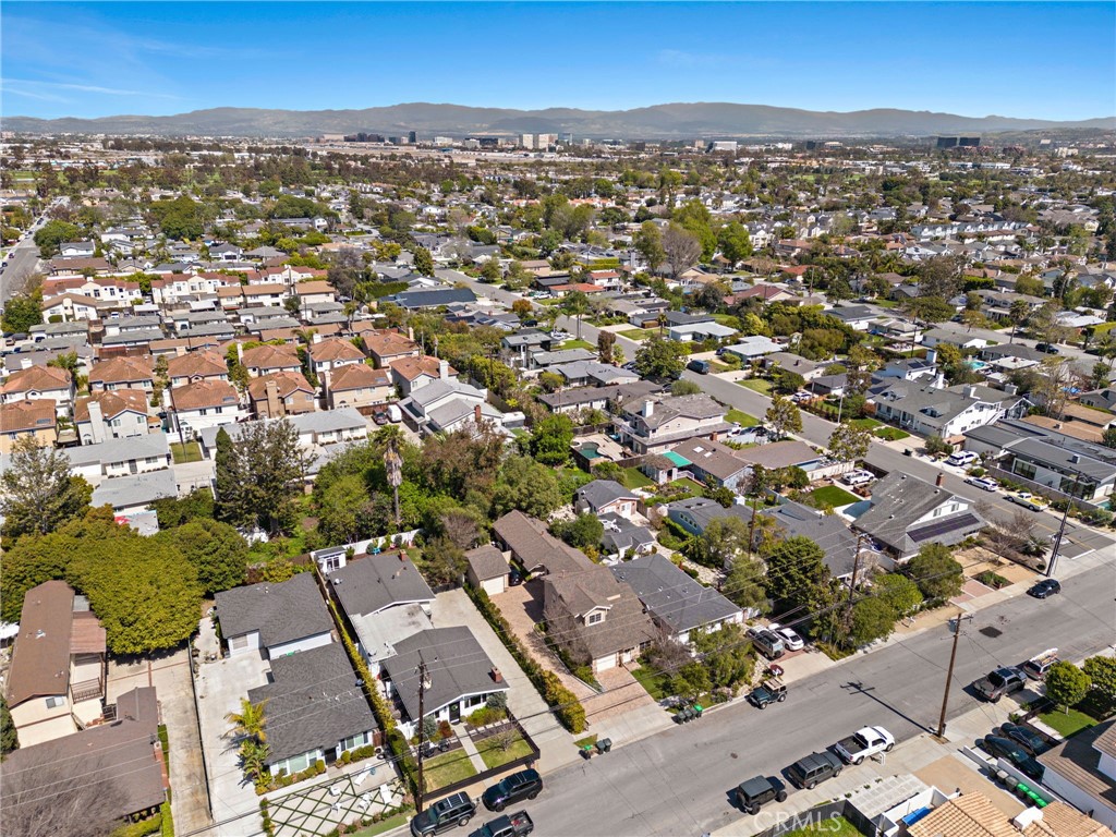 216 Monte Vista Avenue