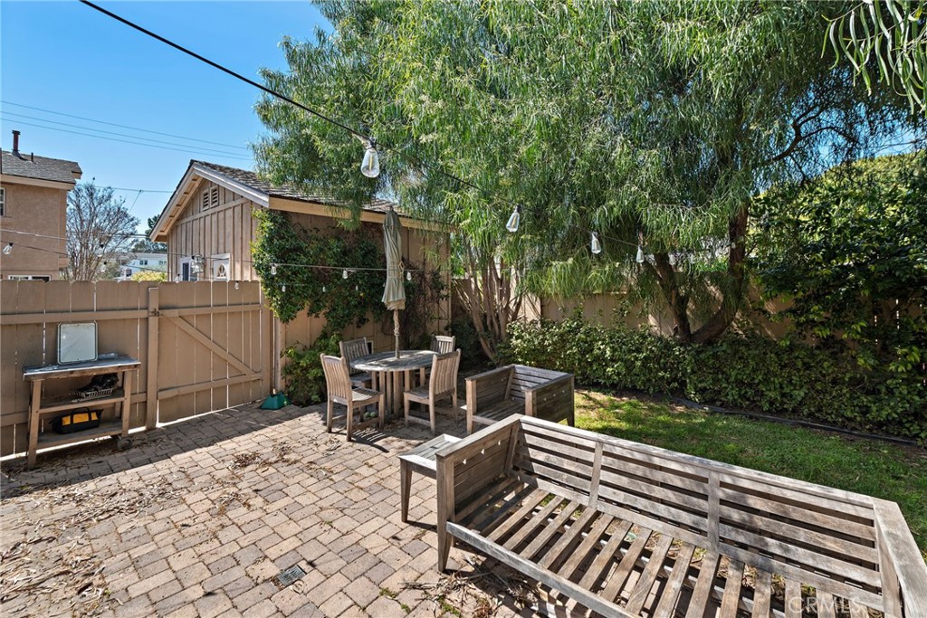 216 Monte Vista Avenue