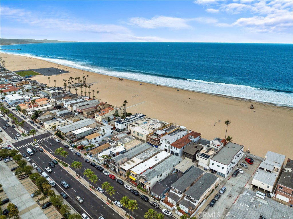 1623 W Balboa Boulevard
