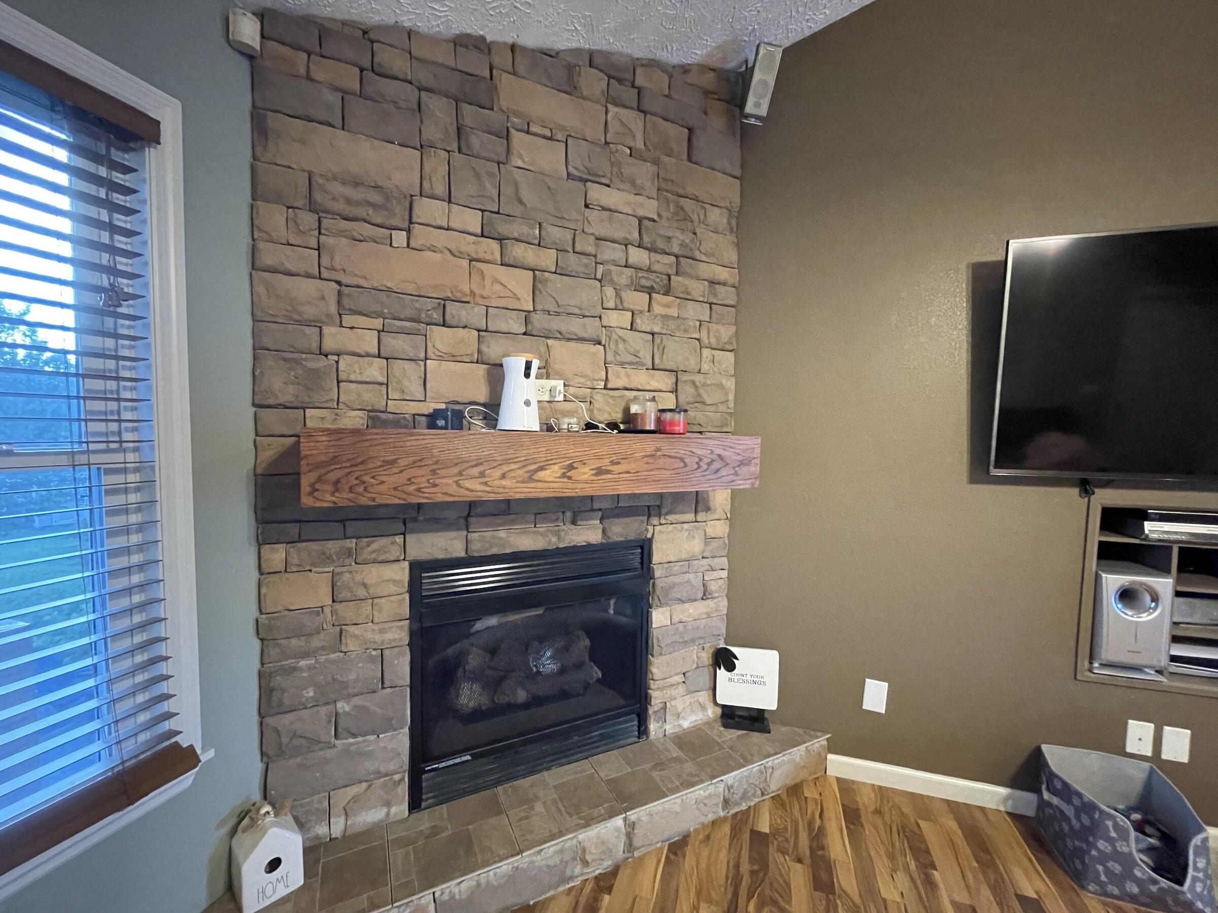 108 Lakeview Circle