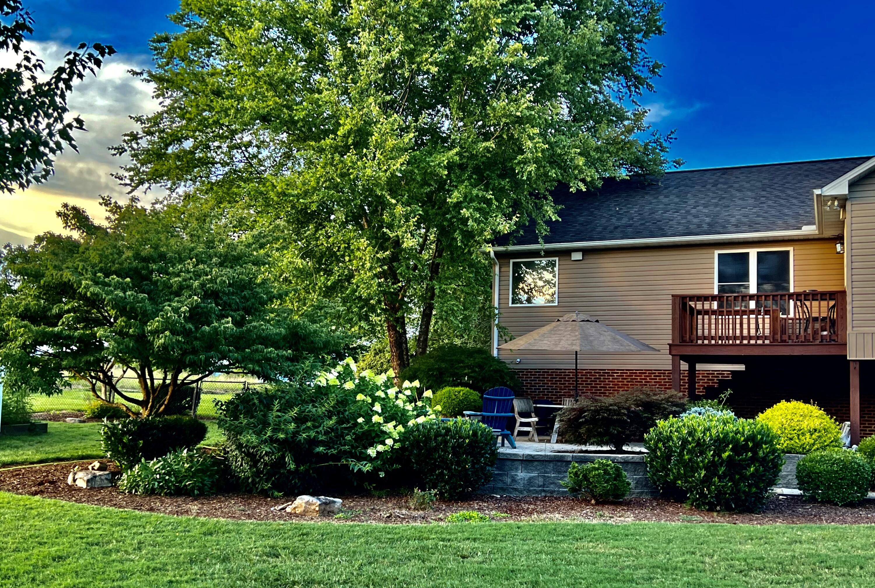 108 Lakeview Circle