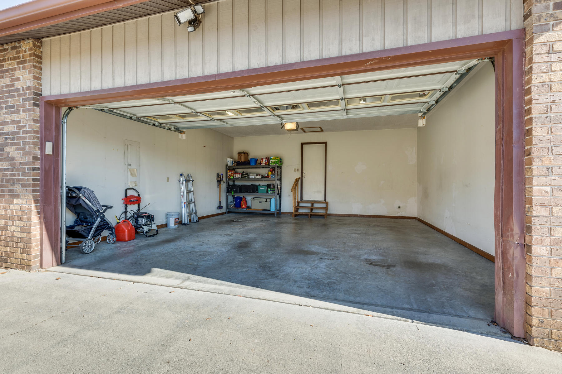 421 Coralwood Drive