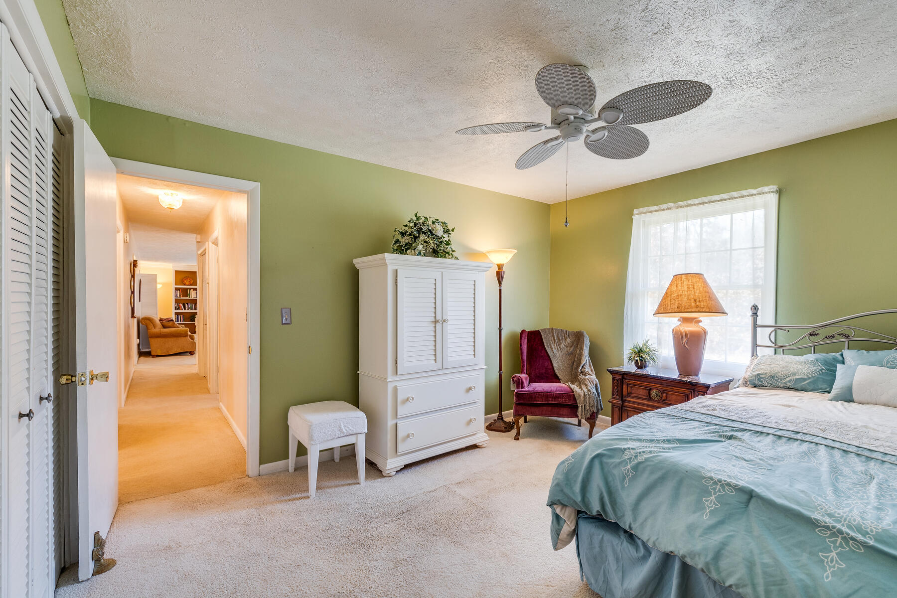 437 North Holston River Drive