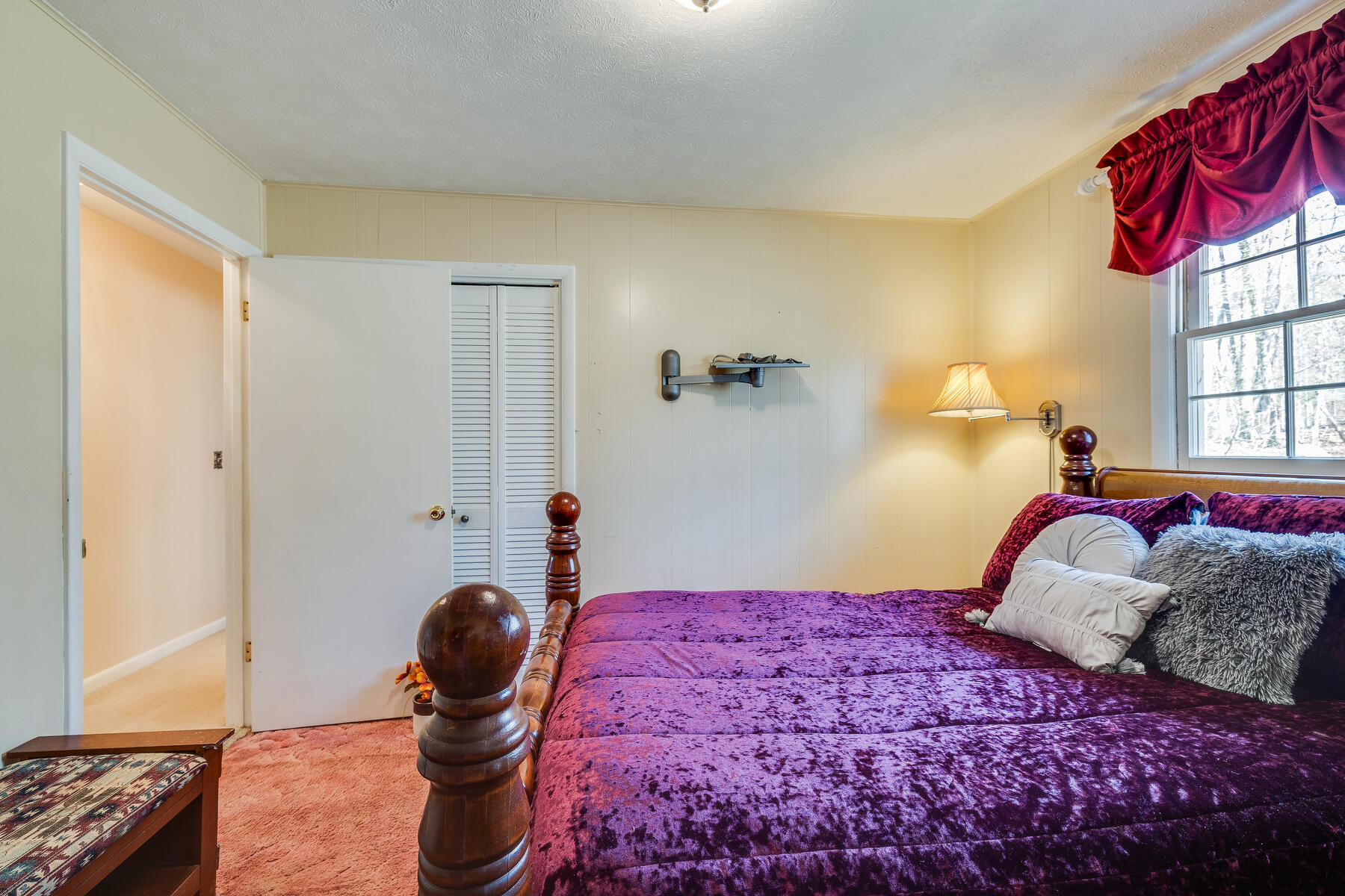 437 North Holston River Drive