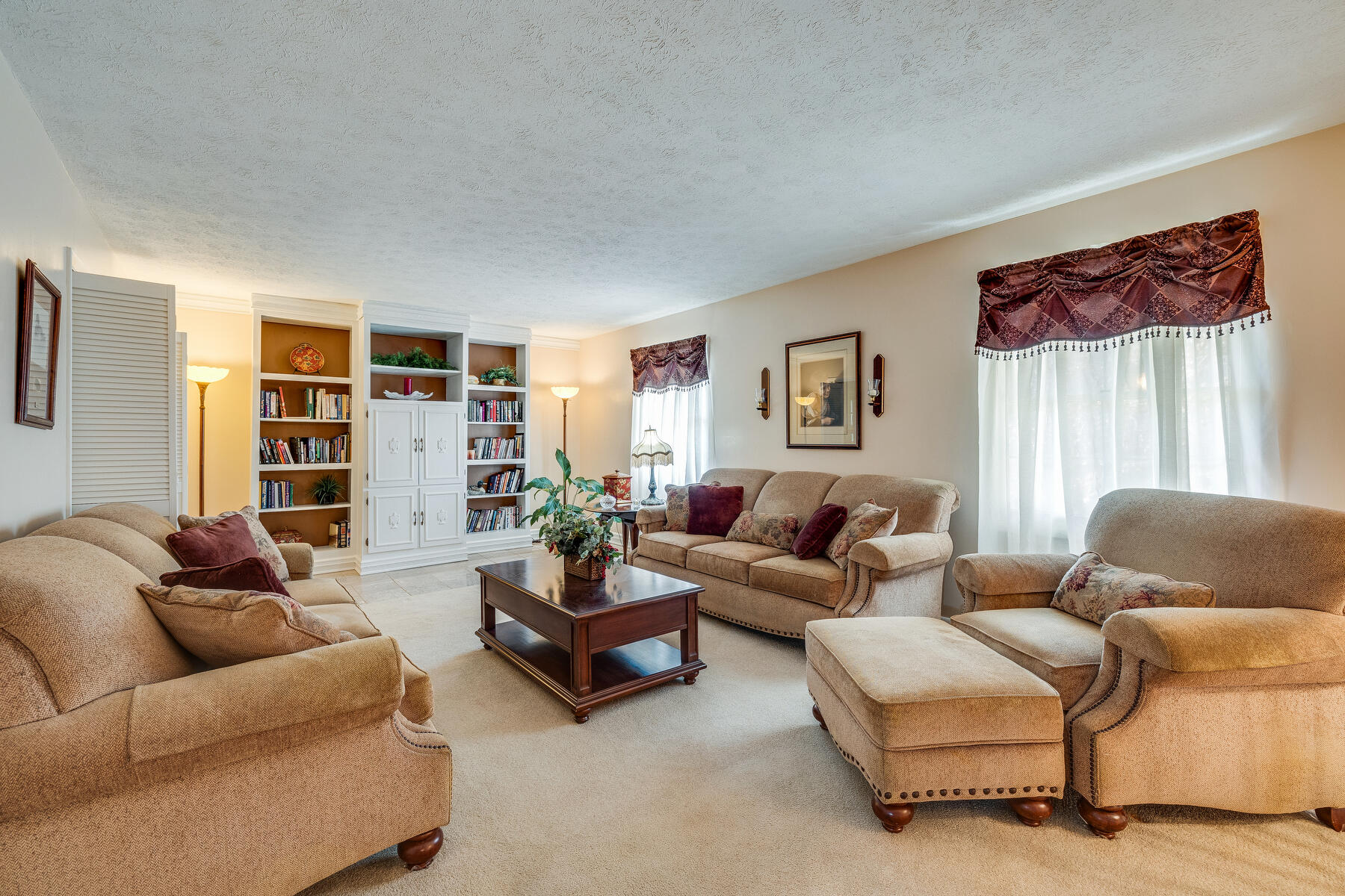 437 North Holston River Drive
