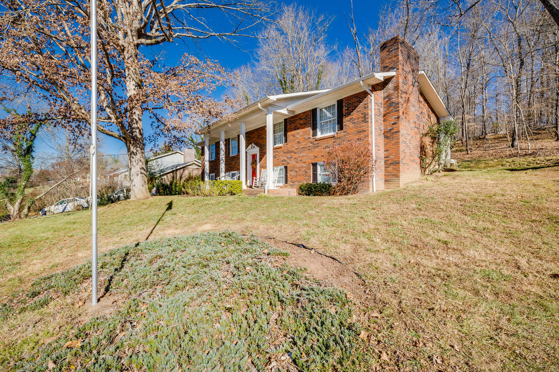 437 North Holston River Drive