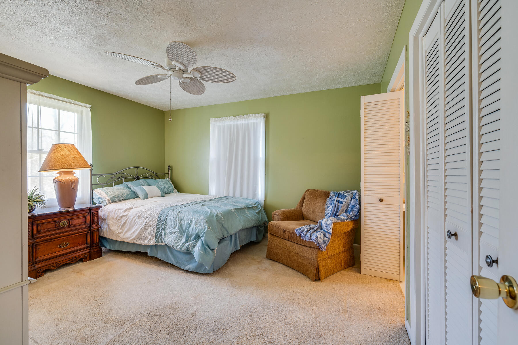 437 North Holston River Drive