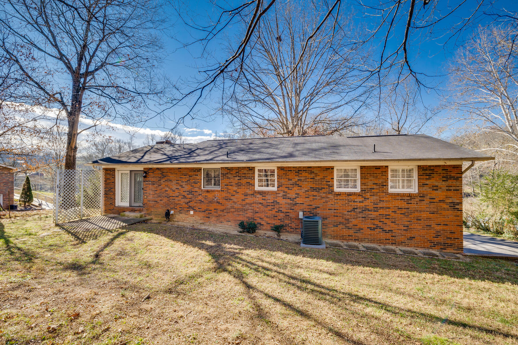 437 North Holston River Drive