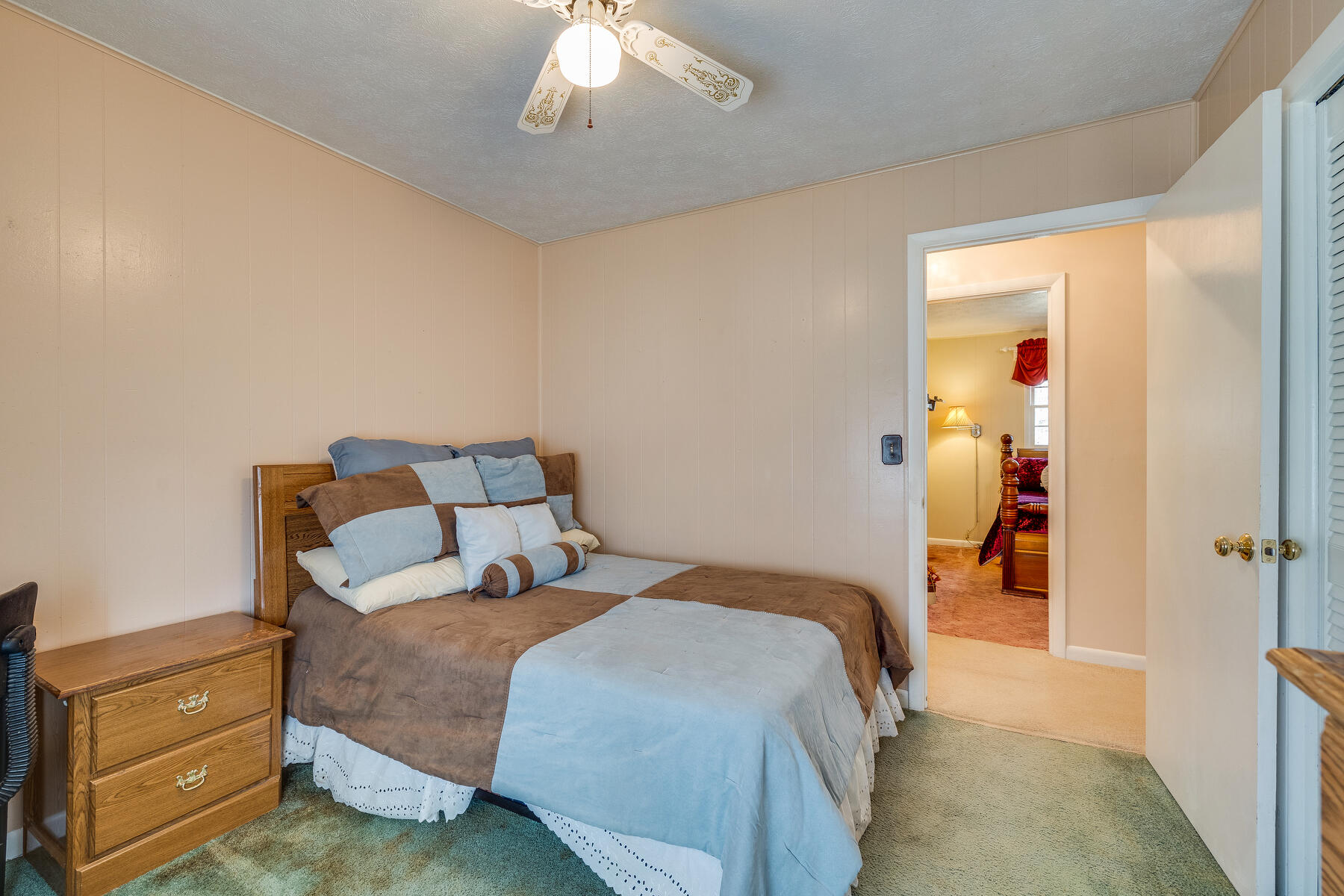 437 North Holston River Drive