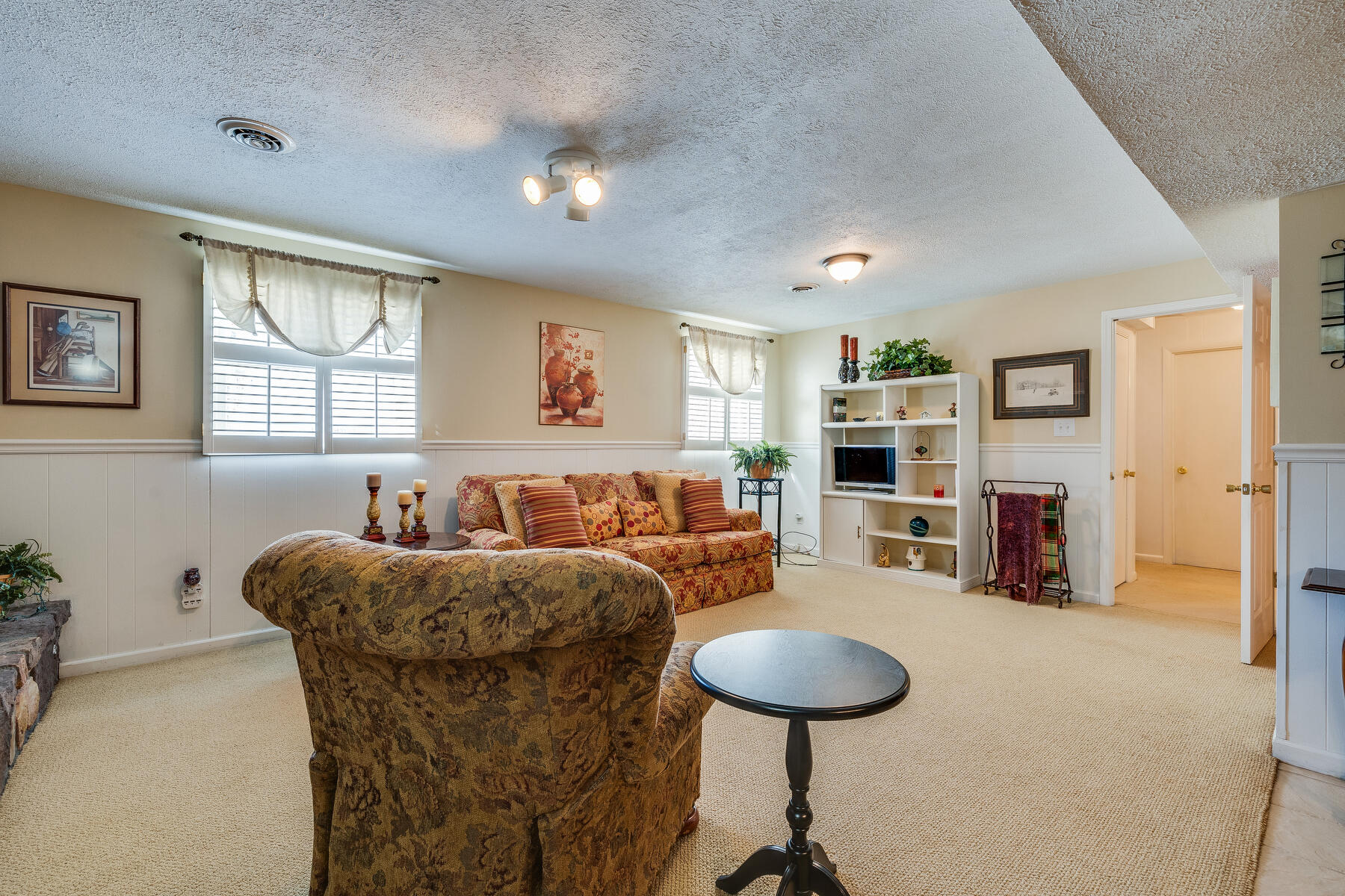 437 North Holston River Drive
