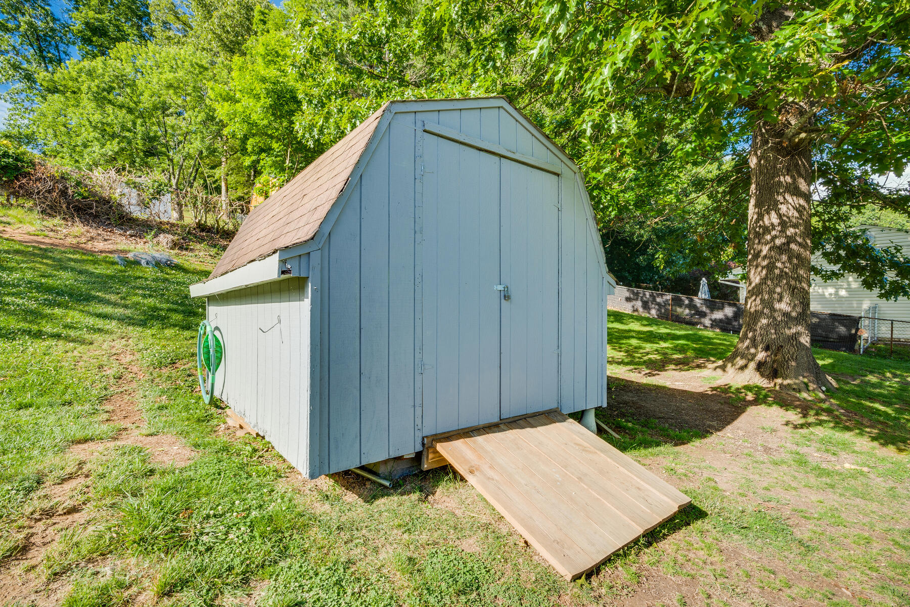201 Katherine Street