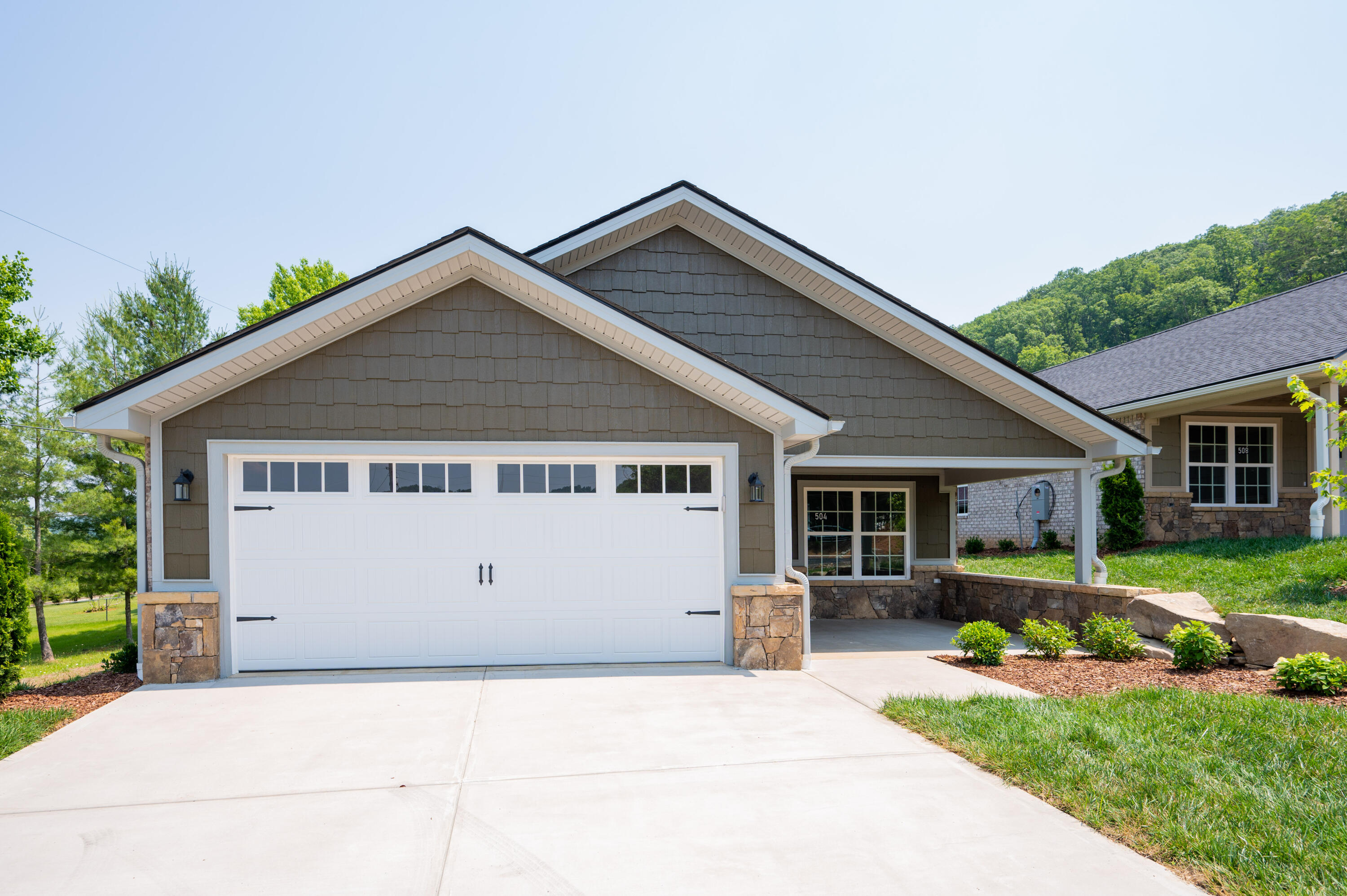 504 Hickory Tree Private Drive