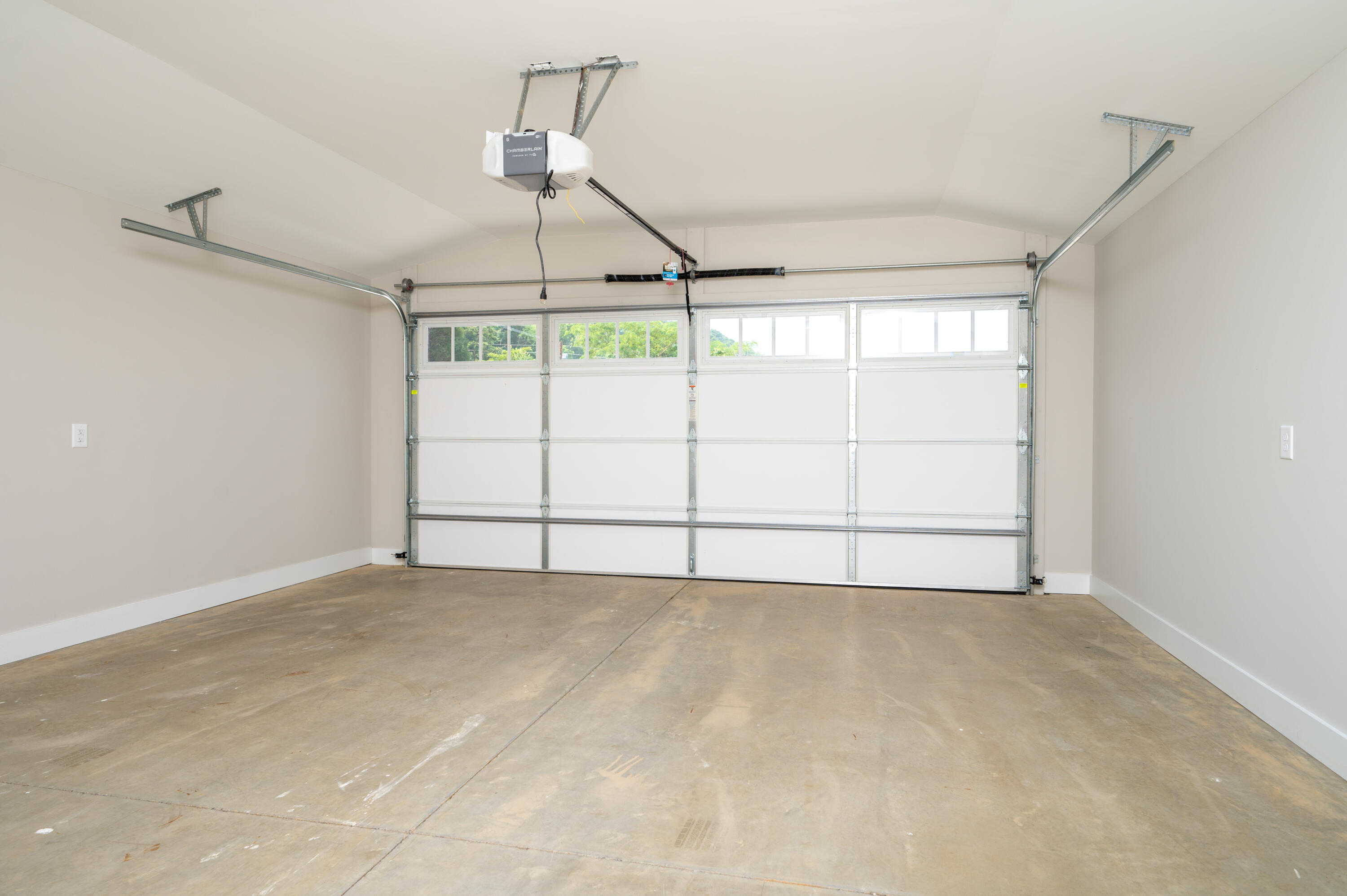 512 Hickory Tree Private Drive