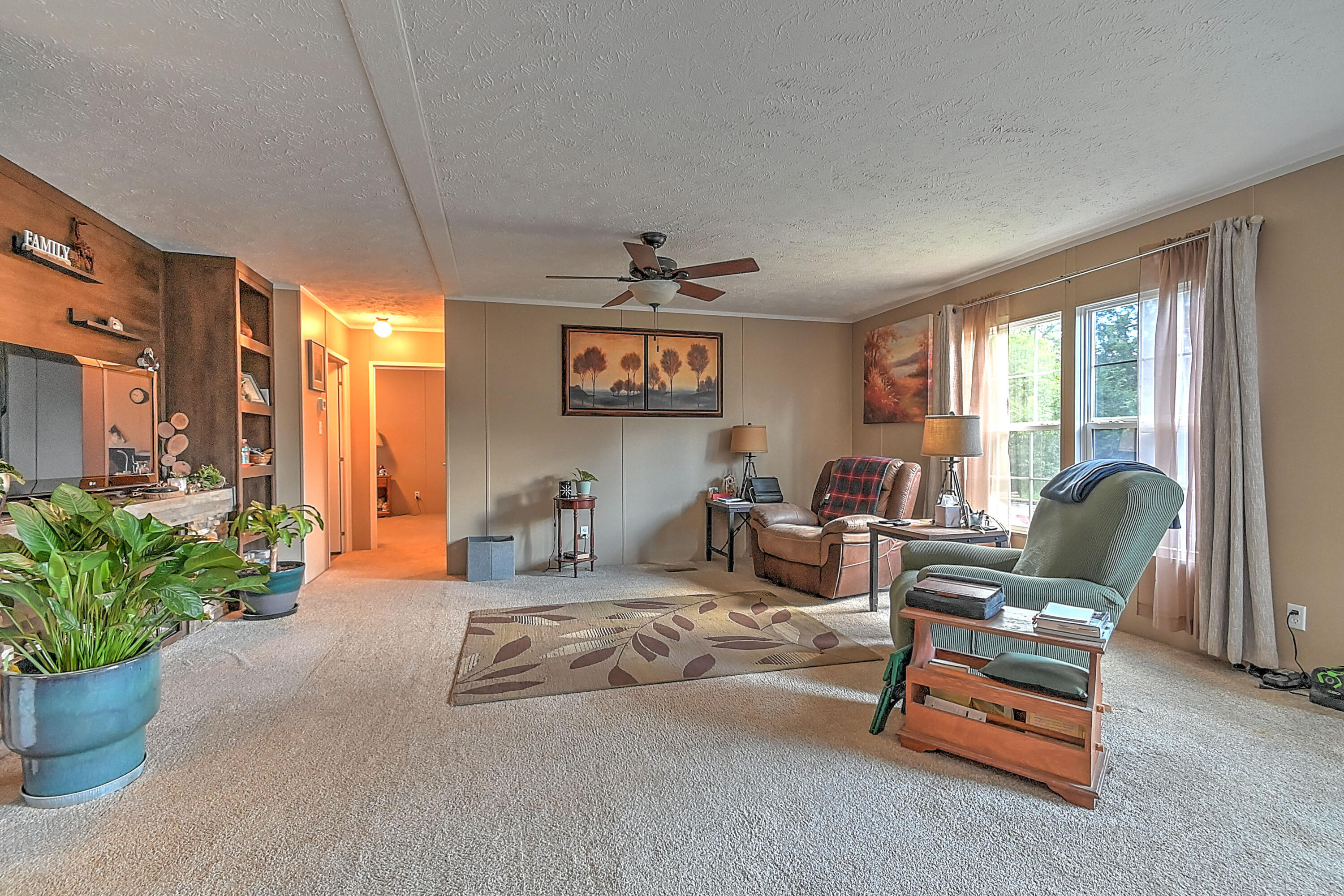 142 Meadow Lark Lane