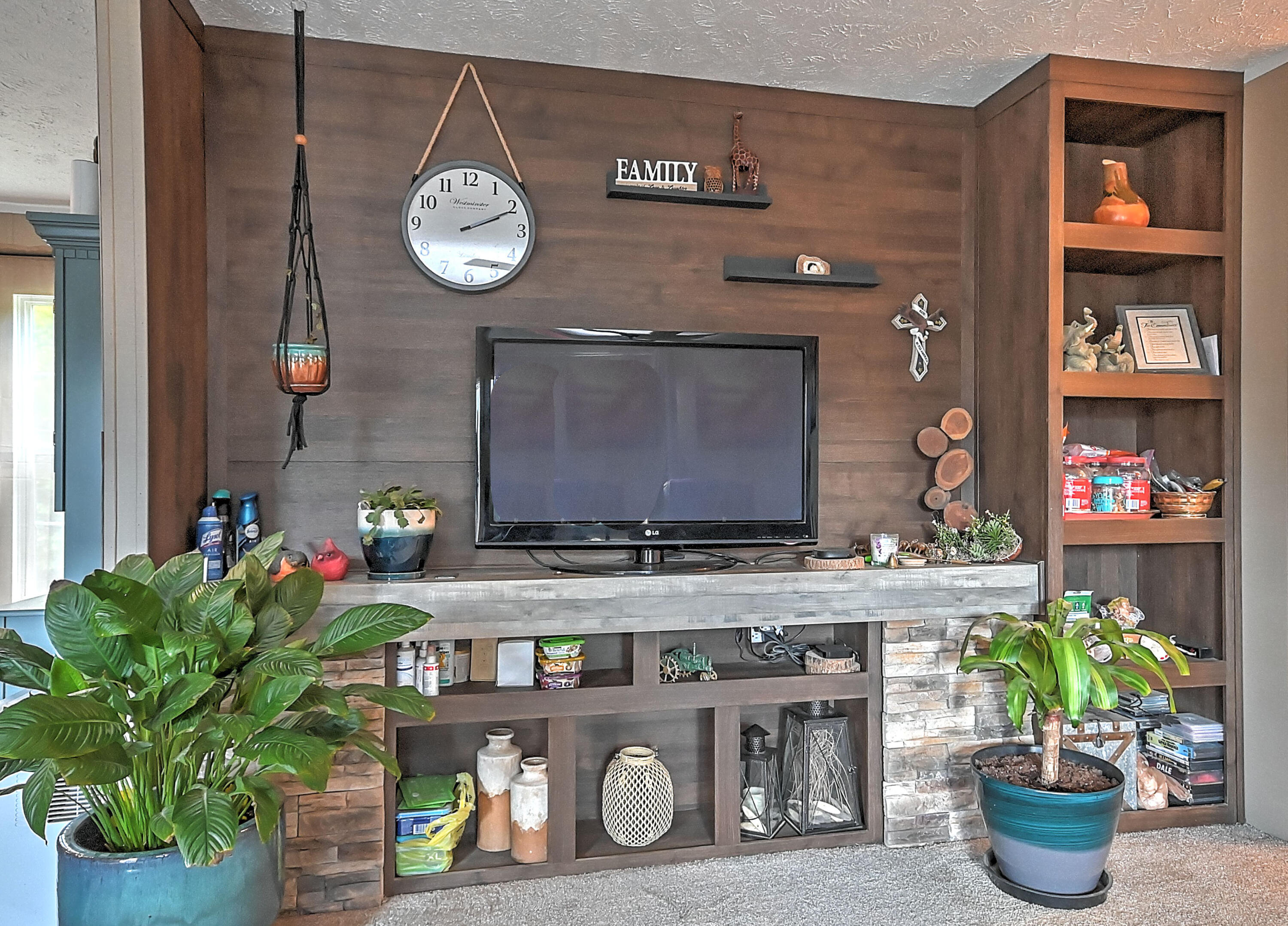 142 Meadow Lark Lane